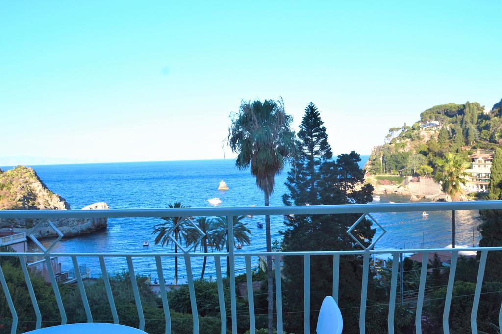 B&B A Due Passi Dal Mare Taormina Luaran gambar