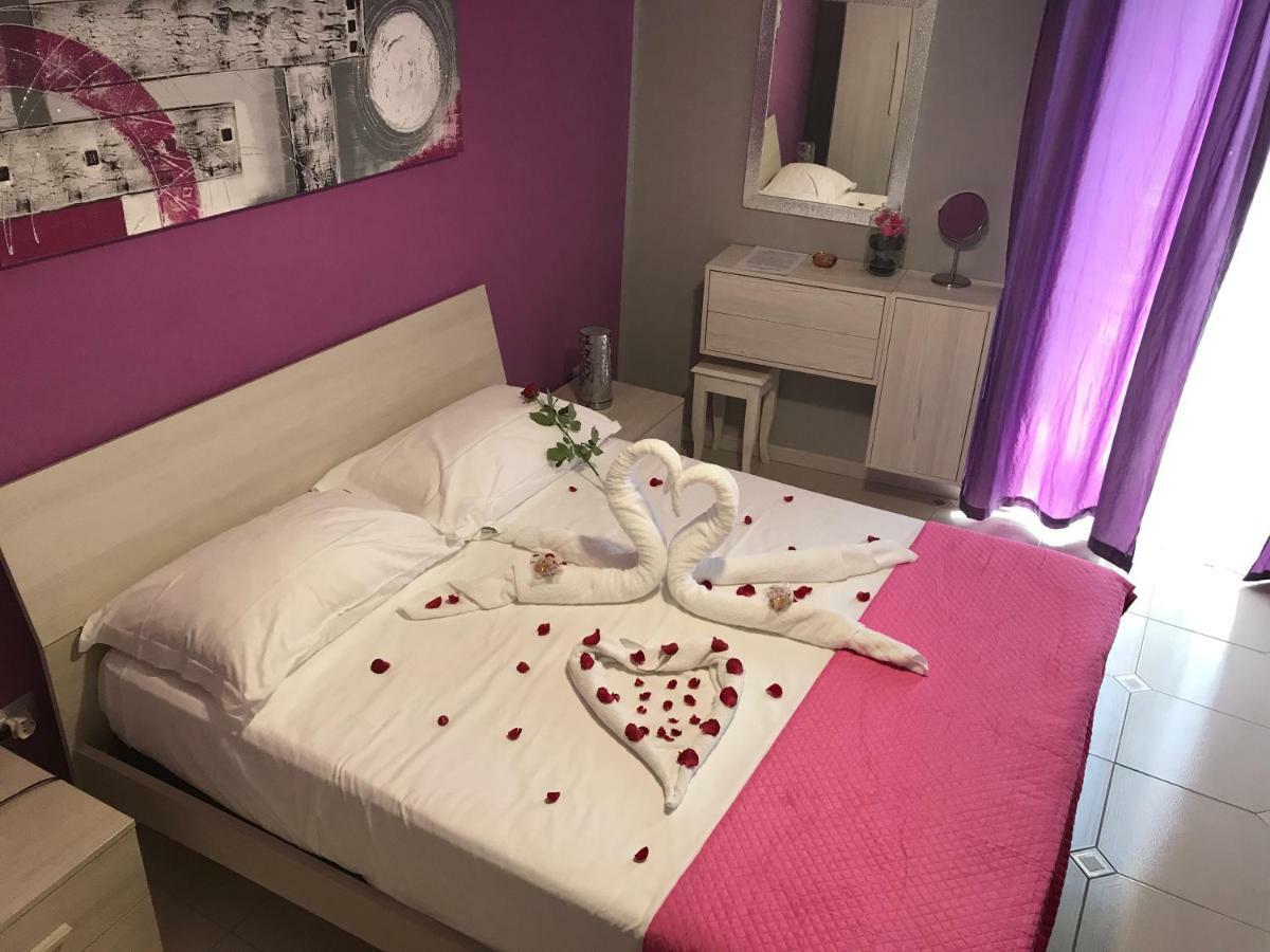 B&B A Due Passi Dal Mare Taormina Luaran gambar